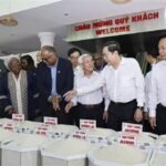 163219 vna potal hai chu tich quoc hoi viet nam va cote divoire tham lam viec tai cong ty nong nghiep cong nghe cao trung an 8979947